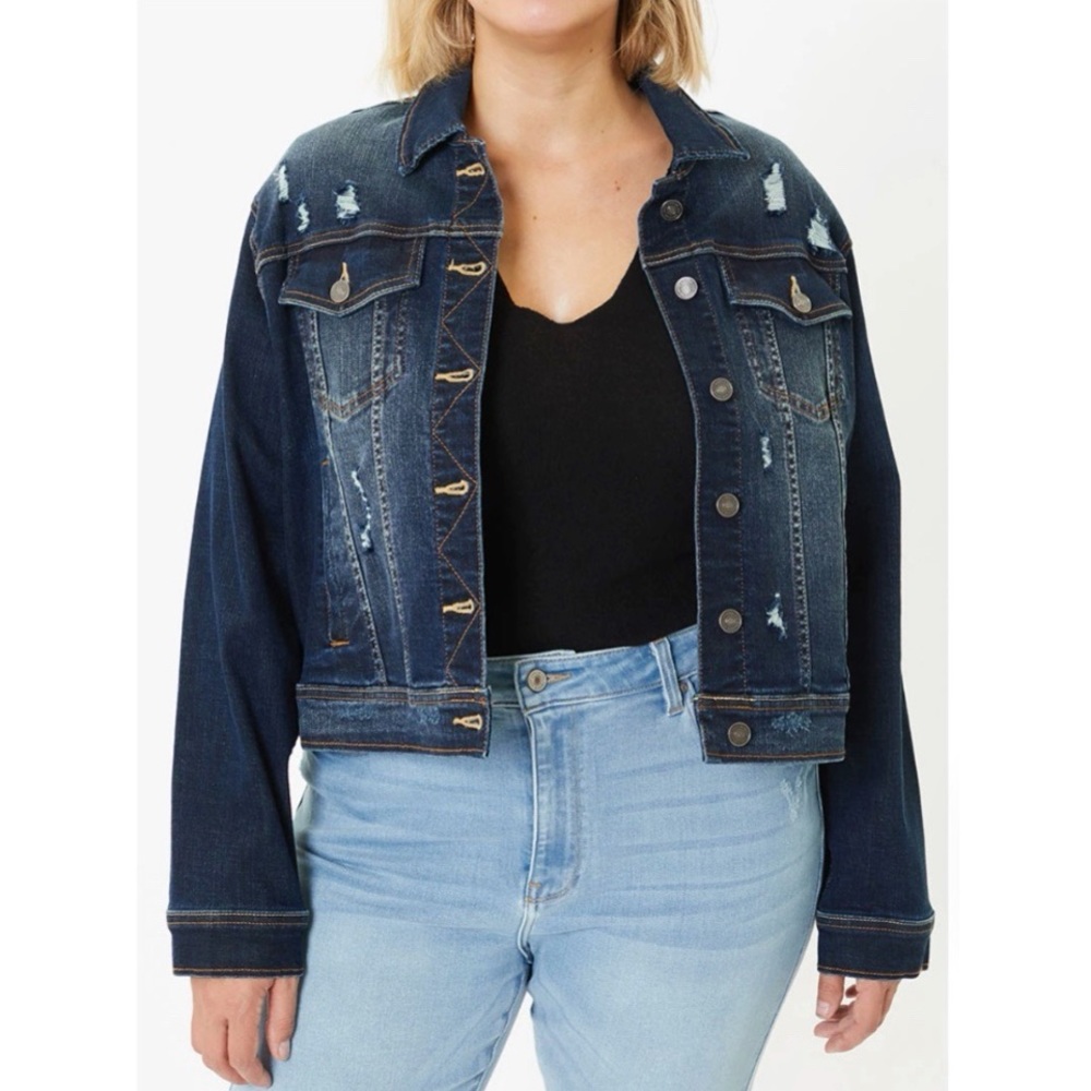 New✨•Kancan Denim Jacket